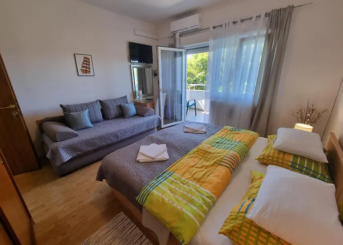 Appartement Ljubo V 10 M From The