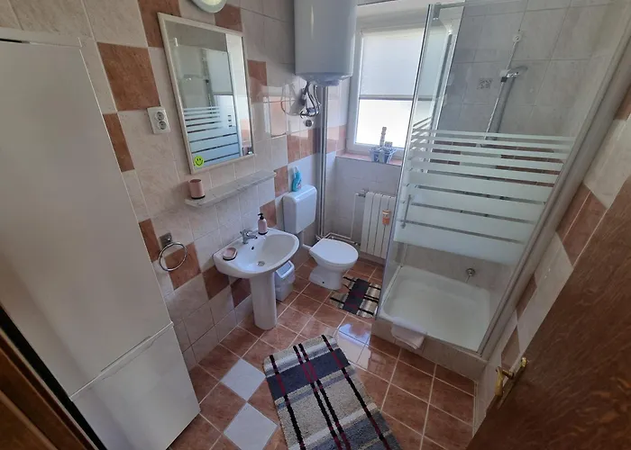Appartement Ljubo V 10 M From The