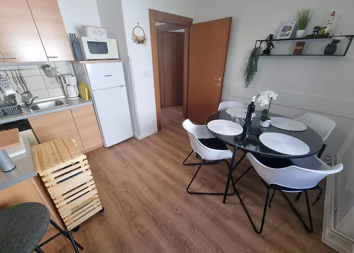 Appartement Ljubo V 10 M From The *