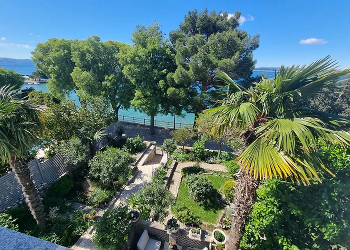 Appartement Ljubo V 10 M From The Crikvenica