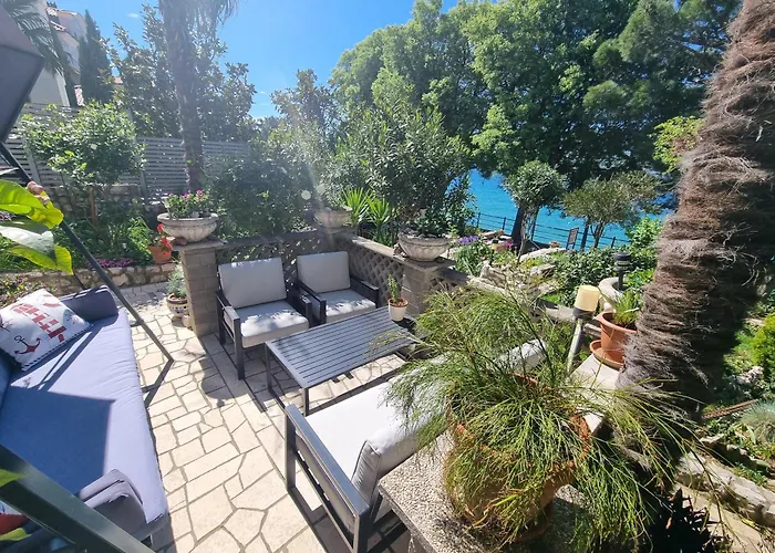 Appartement Ljubo V 10 M From The