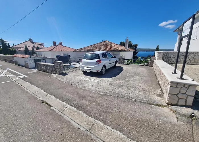 Appartement Ljubo V 10 M From The Crikvenica