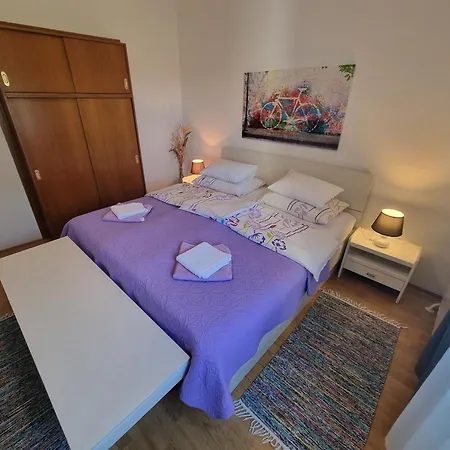 Apartment Ljubo 4+2
