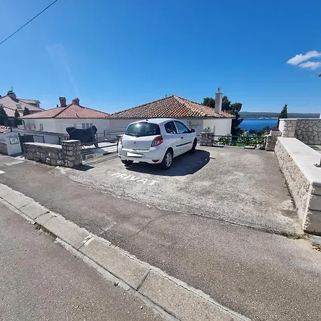 Apartment Ljubo 4+2 Crikvenica